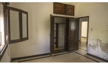 Venta | Importante inmueble sobre esquina | Rentabilidad asegurada.