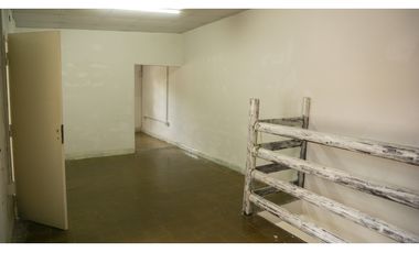 Venta | Importante inmueble sobre esquina | Rentabilidad asegurada.