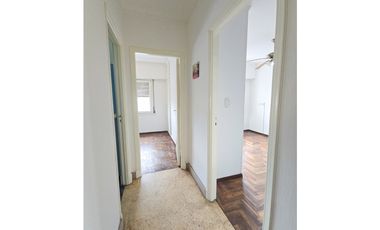 Departamento 3 amb. a la calle - Cerrito y Av. J. B. Justo