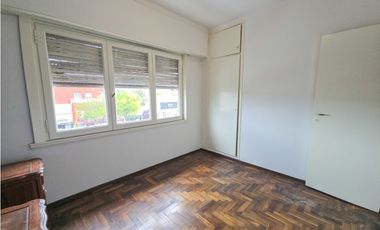 Departamento 3 amb. a la calle - Cerrito y Av. J. B. Justo