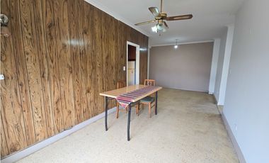 Departamento 3 amb. a la calle - Cerrito y Av. J. B. Justo