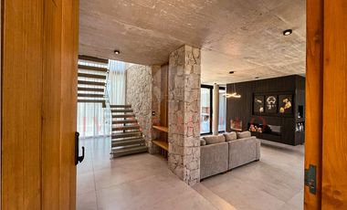 CASA EN VENTA EN BARRIO PRIVADO - PIONEROS PINAMAR - 6 AMB. CON PILETA