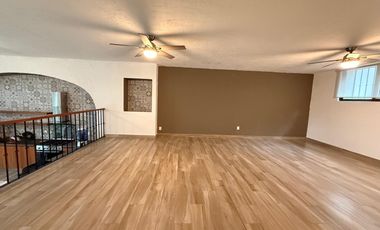 Residencia recién remodelada en Las Fincas, Jiutepec