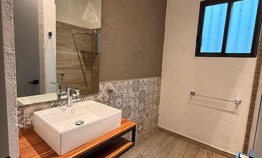 Residencia recién remodelada en Las Fincas, Jiutepec