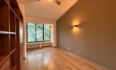 Residencia recién remodelada en Las Fincas, Jiutepec