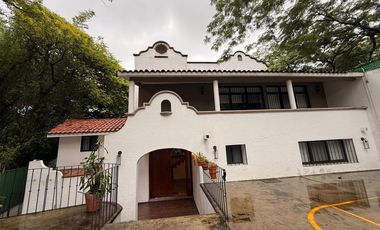 Residencia recién remodelada en Las Fincas, Jiutepec