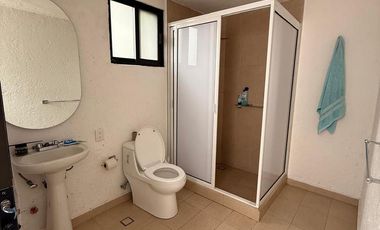 Residencia recién remodelada en Las Fincas, Jiutepec