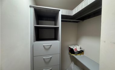 ALQUILER APARTAMENTO AMOBLADO EN AV BALBOA FRENTE AL MAR