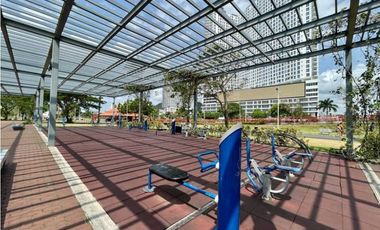 ALQUILER APARTAMENTO AMOBLADO EN AV BALBOA FRENTE AL MAR