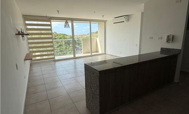 ALQUILER DE APARTAMENTO BRISAS DEL GOLF PH HACIENDA GOLF CON AIRES A.