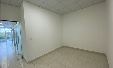 LOCAL / COSTA DEL ESTE / PLAZA 507 / 94M / PLANTA ALTA / 3 PARKING