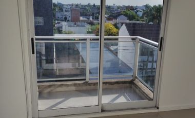 Departamento en alquiler en Villa Luzuriaga