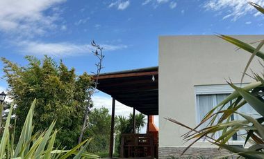 Casa en venta c/ cochera en Balneario Pehuen Co