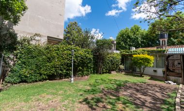 CASA EN VENTA GRANADERO BAIGORRIA 2 DORMITORIOS