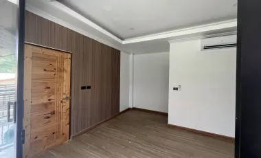 6 Bedroom Villa for sale in Thai Mueang, Phangnga