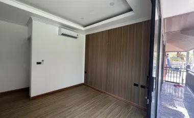 6 Bedroom Villa for sale in Thai Mueang, Phangnga