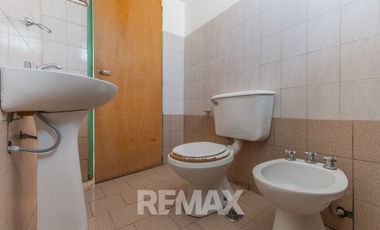 2 Casas + Departamento B° Don Bosco II