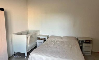 VENTA CASA DE 2 HABITACIONES. POCITO