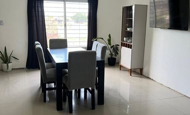 VENTA CASA DE 2 HABITACIONES. POCITO
