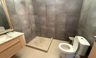 VENTA CASA DE 2 HABITACIONES. POCITO