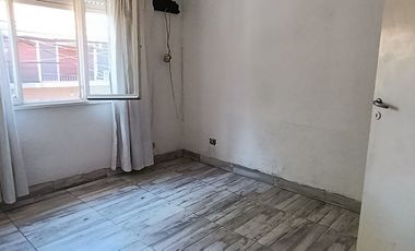 ALQUILER TRADICIONAL PH 2 AMB. OLIVOS SIN/EXP.