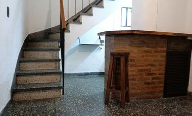 ALQUILER TRADICIONAL PH 2 AMB. OLIVOS SIN/EXP.