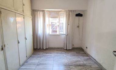 ALQUILER TRADICIONAL PH 2 AMB. OLIVOS SIN/EXP.