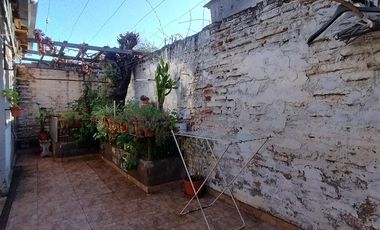 Casa en Venta en Pintor Cicarelli con Artemio Gutiérrez, San Joaquín