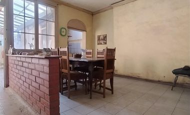 Casa en Venta en Pintor Cicarelli con Artemio Gutiérrez, San Joaquín