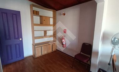 Casa en Arriendo en Av. Portales / Siglo XX