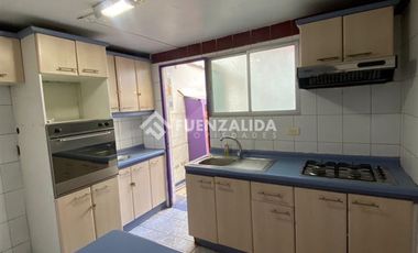 Casa en Arriendo en Av. Portales / Siglo XX