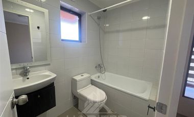 Casa en Arriendo en AVDA RAUQUEN