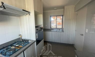 Casa en Arriendo en AVDA RAUQUEN