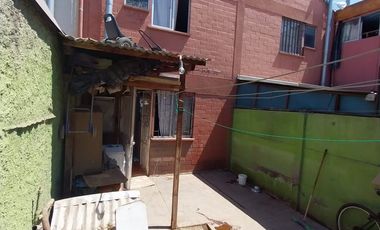 CASA  EN VENTA EN PSJE HUGO SILVA, VILLA JUVENCIO VALLE