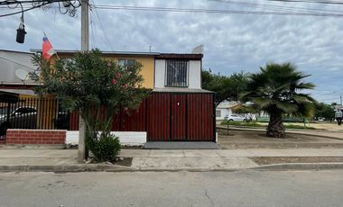 VENTA CASA ESQUINA  EN LA COMUNA DE  PAINE