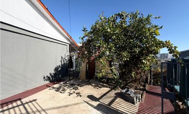 VIÑA DEL MAR - VILLA DULCE - CASA REMODELADA COMO NUEVA