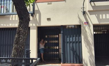 HERMOSO DEPARTAMENTO  A MEDIA CUADRA TRANVIA!!!