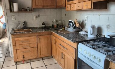 HERMOSO DEPARTAMENTO  A MEDIA CUADRA TRANVIA!!!