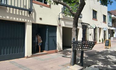 HERMOSO DEPARTAMENTO  A MEDIA CUADRA TRANVIA!!!