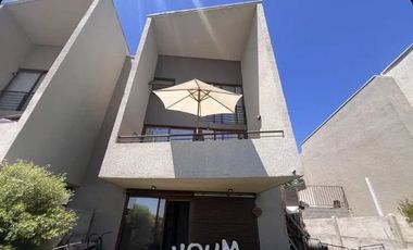 CASA DE TRES PISO CONDOMINIO CASATERRA VALLE LO CAMPINO