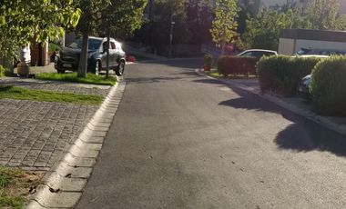 CASA DE TRES PISO CONDOMINIO CASATERRA VALLE LO CAMPINO