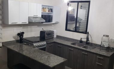 Casa en Fraccionamiento Privado, Piscina grande en Mérida