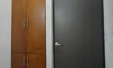 Casa en Fraccionamiento Privado, Piscina grande en Mérida