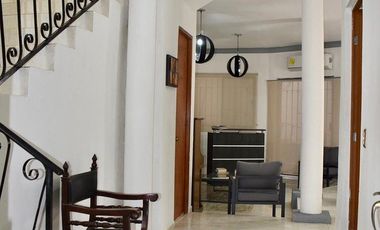 Casa en renta en Pedregal de la Silla