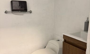 Se arrienda Local Comercial en Av Libertad