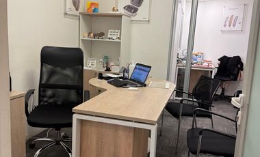 Se arrienda Local Comercial en Av Libertad