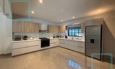 CASA EN RENTA LOS CAVAZOS ZONA CARRETERA NACIONAL SANTIAGO