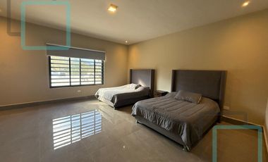 CASA EN RENTA LOS CAVAZOS ZONA CARRETERA NACIONAL SANTIAGO