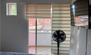 Apartamentos amoblados en Medellín Laureles Acacias con balcón