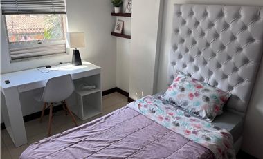 Apartamentos amoblados en Medellín Laureles Acacias con balcón